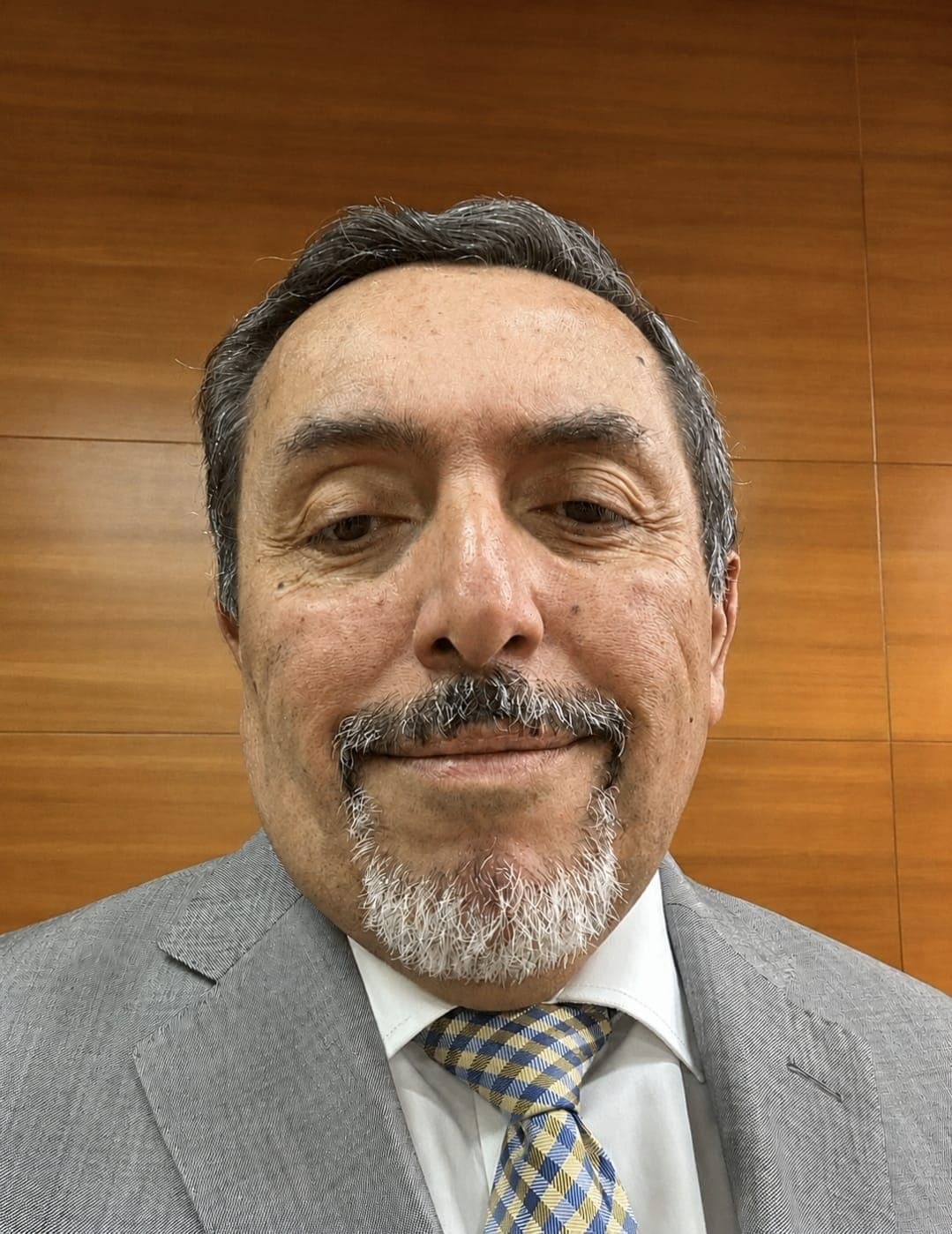 Foto de Dr. Raúl Baldomino Díaz